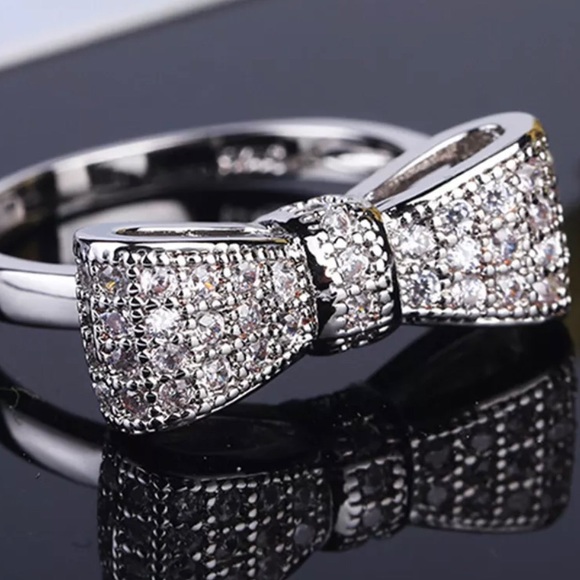 ✨New! .925 Sterling Silver Petite Bow Ring⭐️5⭐️ - Picture 4 of 4